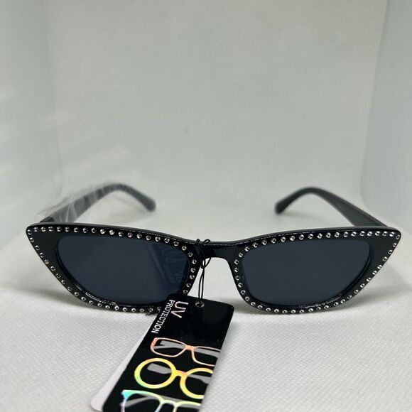 Cat Eye Black Bling Sunglasses - Picture 2 of 3